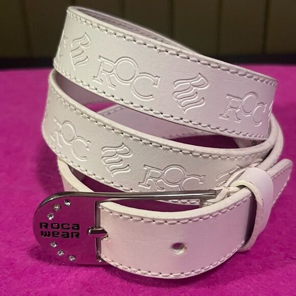 Rocawear White Logo Tooled Leather Belt Silver tone Bling Buckle - Picture 1 of 13